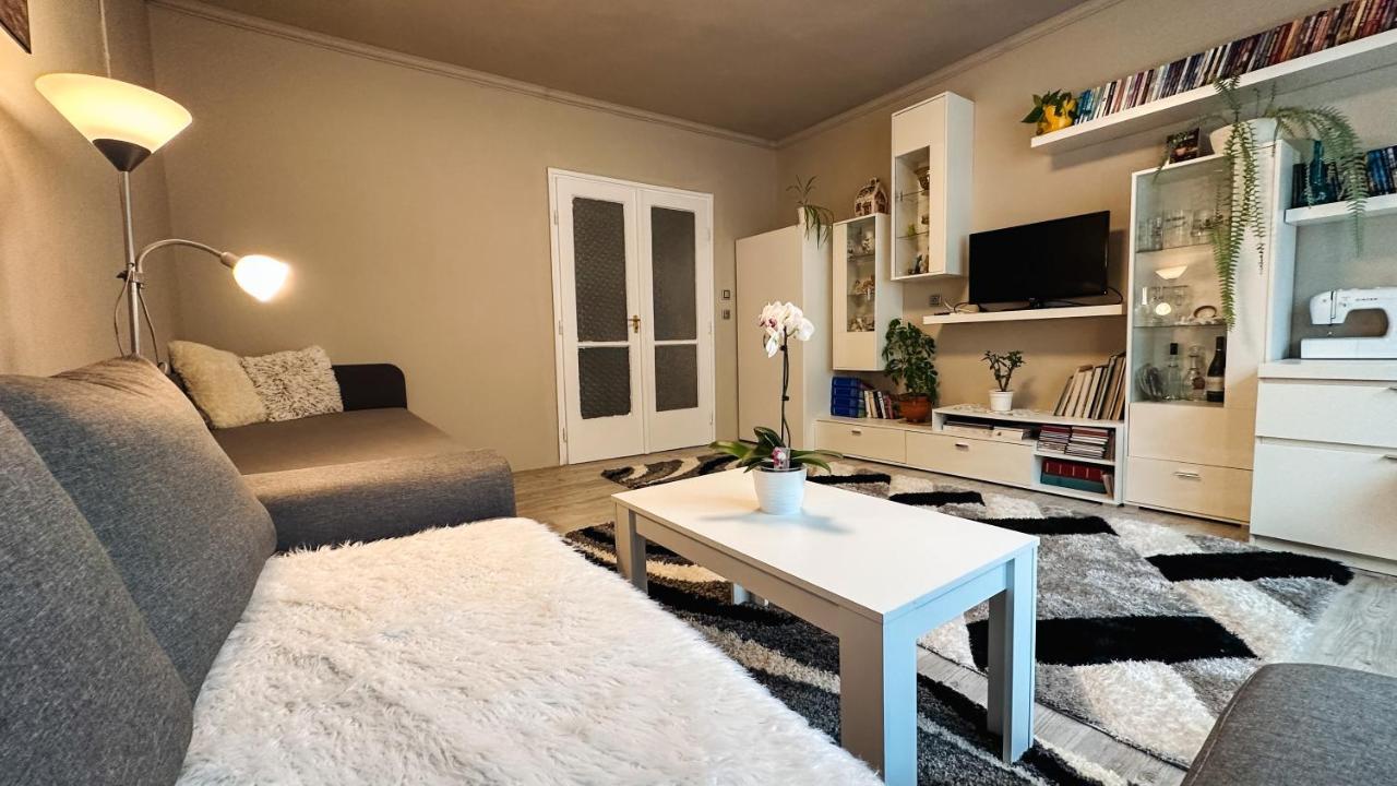 Hotel Napfeny Vendeghaz Győr Zewnętrze zdjęcie