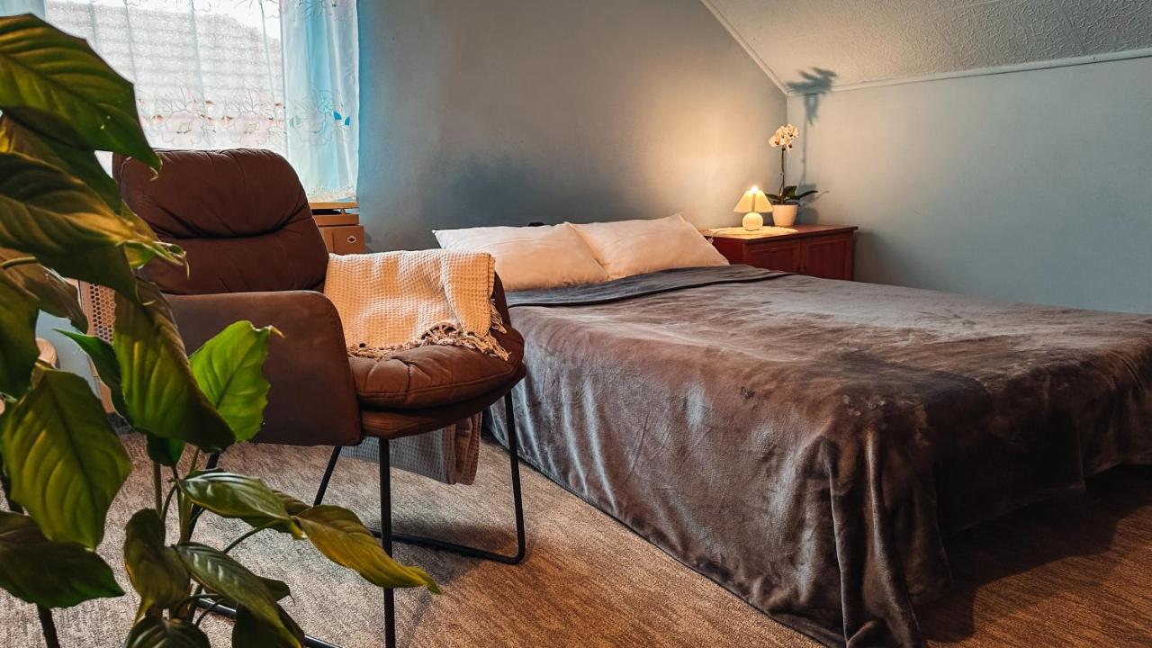 Hotel Napfeny Vendeghaz Győr Zewnętrze zdjęcie