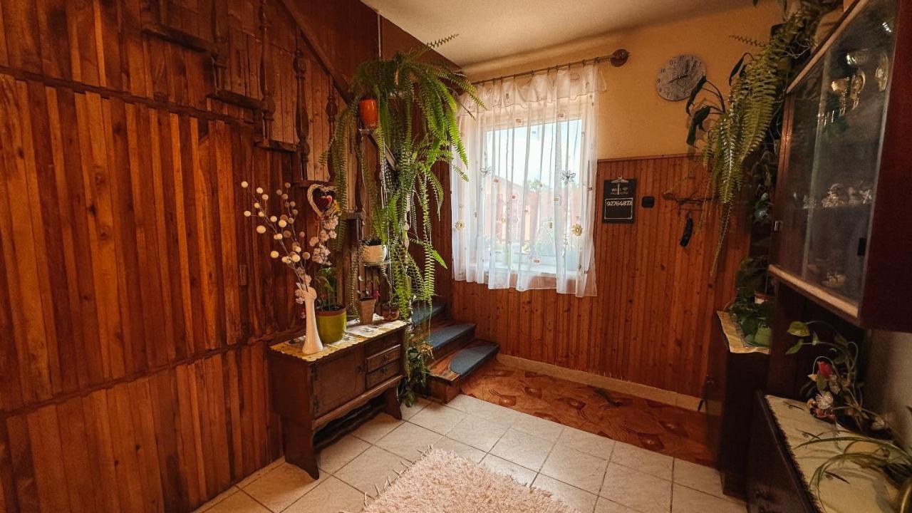 Hotel Napfeny Vendeghaz Győr Zewnętrze zdjęcie