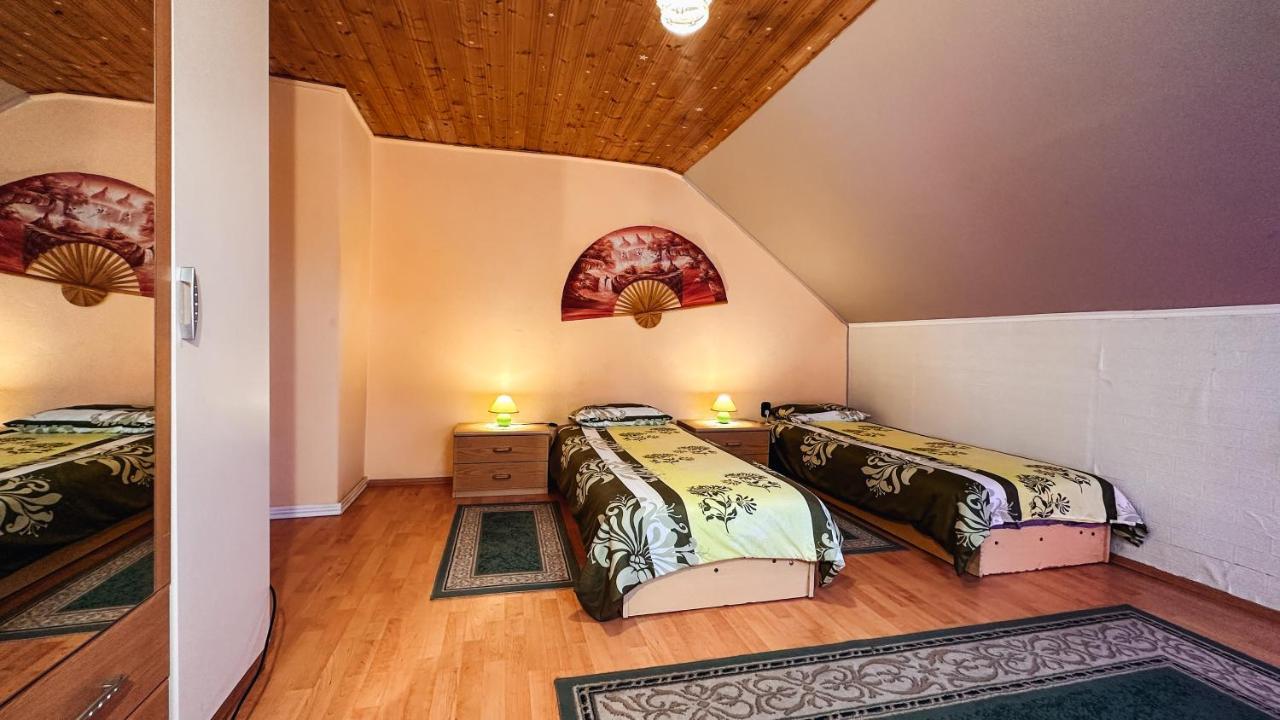 Hotel Napfeny Vendeghaz Győr Zewnętrze zdjęcie